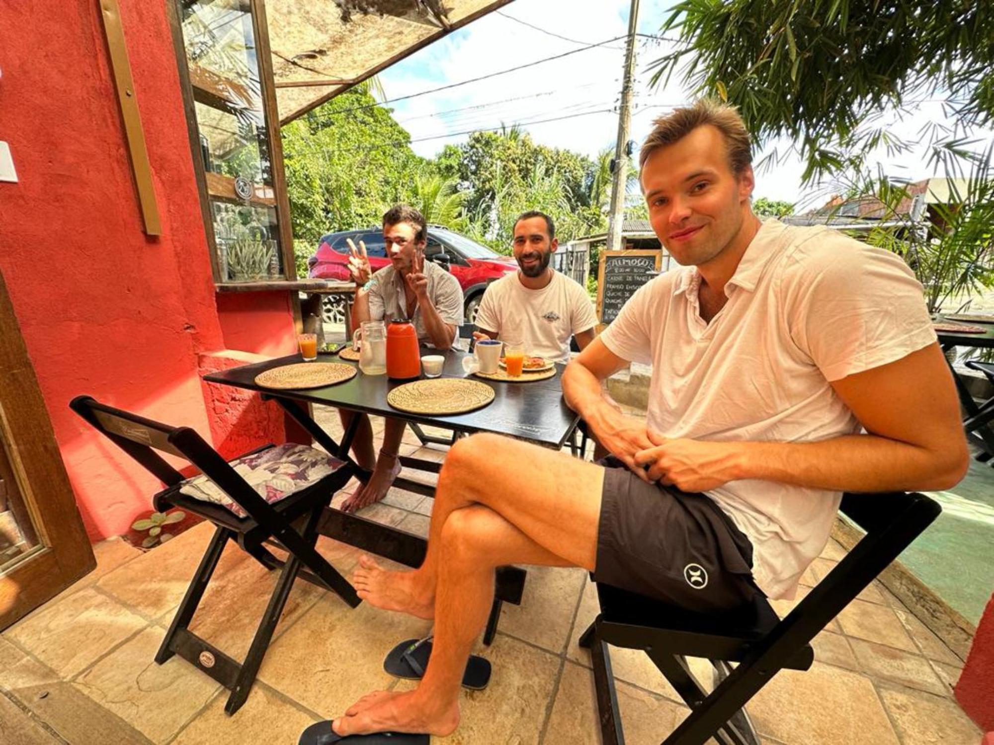Mais Que Nada Itacare - Hostel, Bar & Breakfast Exterior foto
